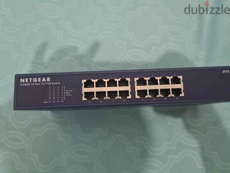 Netgear Pro safe 16 port 10/100 switch 1