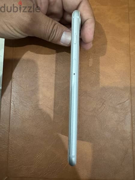 Iphone 8 plus, 64Gb, White color Fantastic condition 4