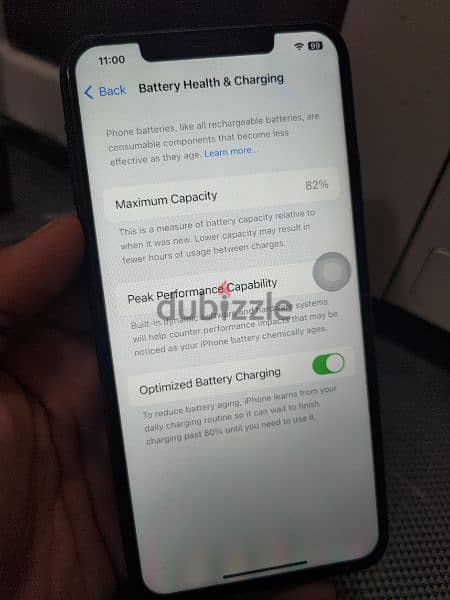 Iphone 11 pro max 256 gb battery 82 persent
Display change 2