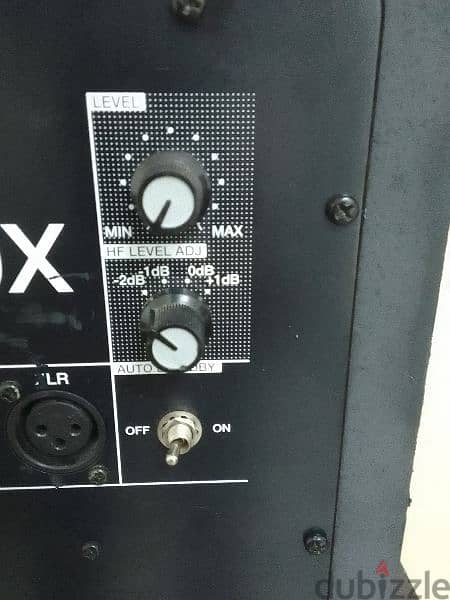 pioneer studio monitor and microphone v8 sound mixer . 25kd fix price 3