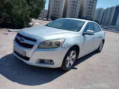 for urgent sale Chevrolet Malibu 4 cylinders model 2013 neat and clean