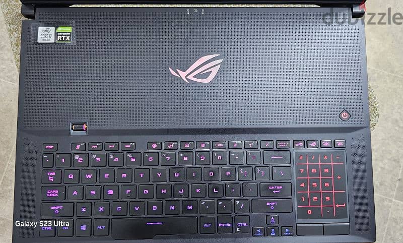 Asus Rog Zephyrus S17 Gaming laptop 10