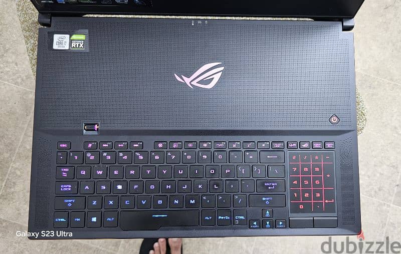 Asus Rog Zephyrus S17 Gaming laptop 11