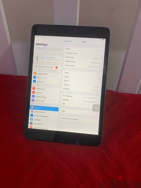 iPad mini 3 Wi-Fi 16gb 8 inch screen no issues 2