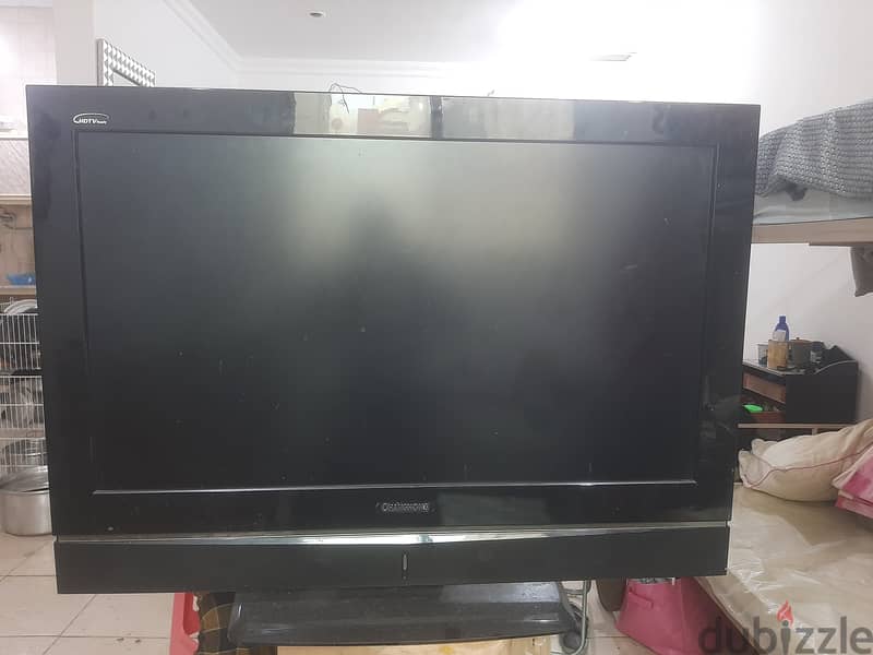LCD 38 inch  TV chingchong  model kw-LT42GH01A 10
