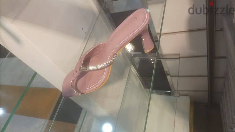 branded women sandals in low price 9