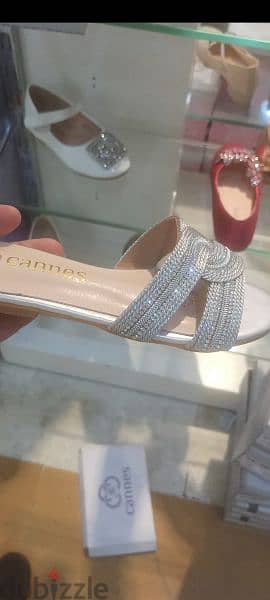 girls n women's branded sandals in low price 9