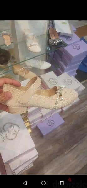 girls n women's branded sandals in low price 14