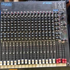 soundcraft xlr 16 channel mixer . made in england .