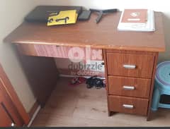 2 tables for sale ( TV and study table )
