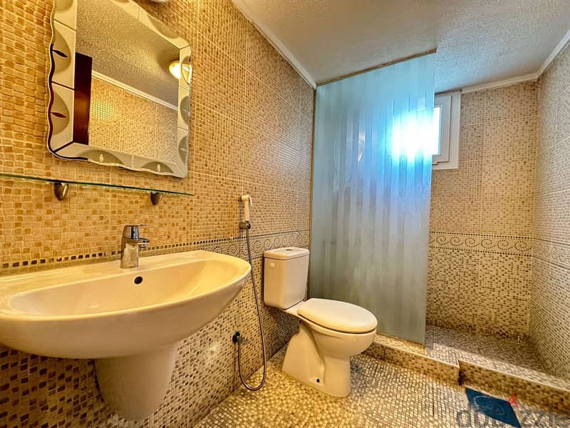 02 Master Bedroom Well Maintained Apartment in Shaab Al Bahri 8