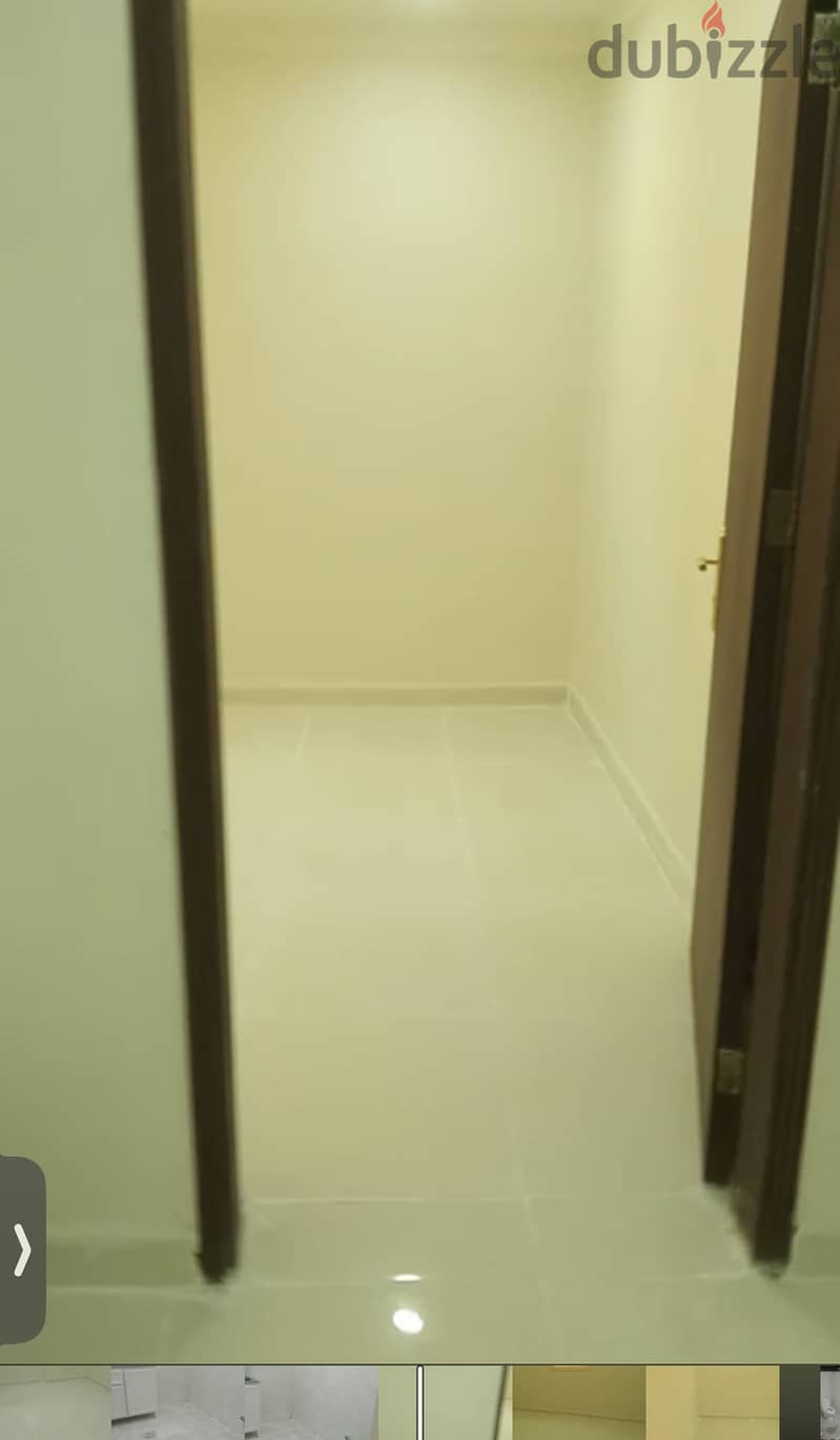 Spacious room available 1bhk 2