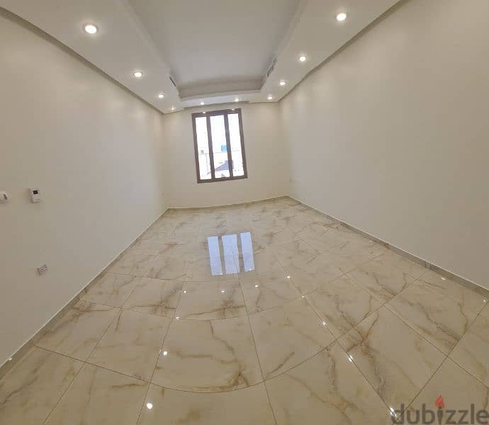 very nice super clean flat in Fahaheel 0