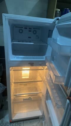 Refrigerator LG 250Ltr for sale