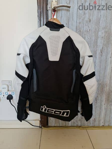 icon motorcycle jacket size M 1