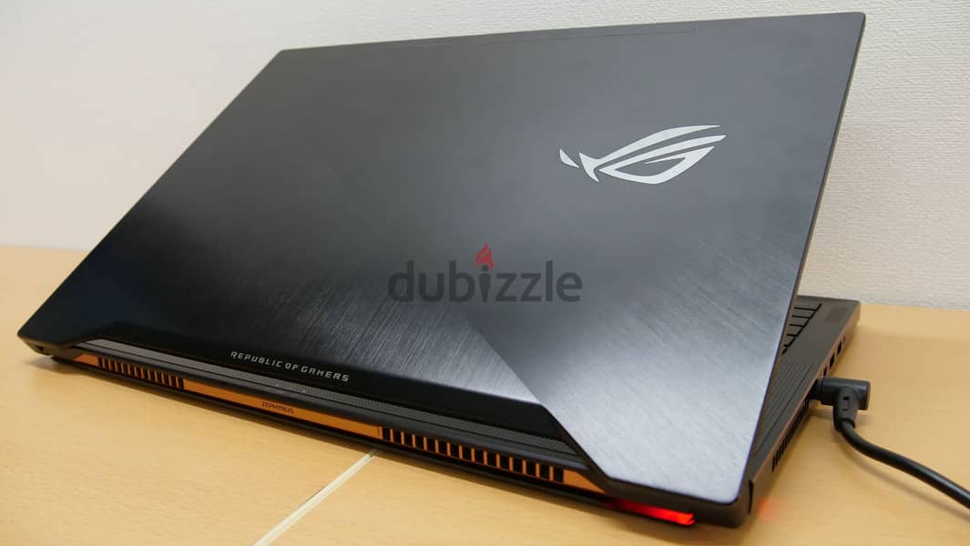 ASUS ZEPHYRUS Gaming Laptop 512 ssd/16gb ram Nvidia 1070 8 GB SAME NEW 4