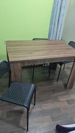 dinning table with chair