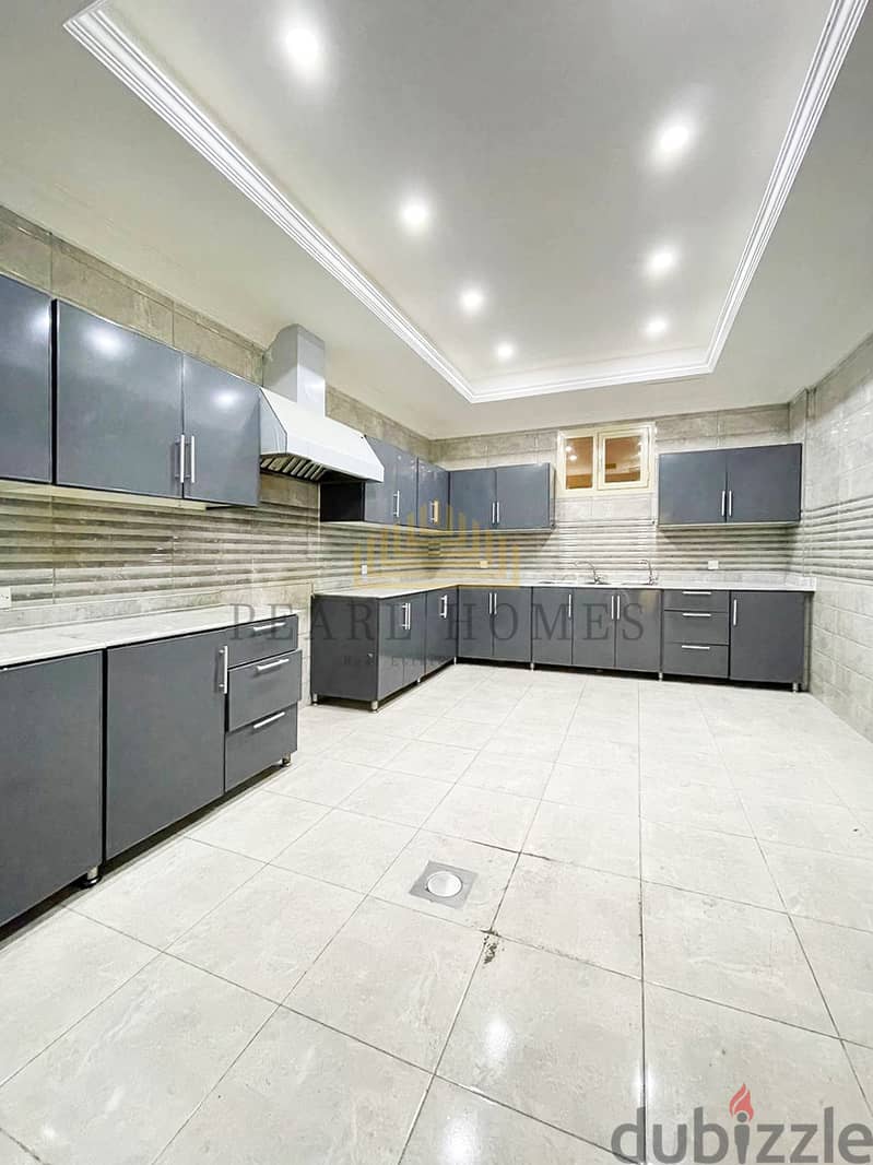 Spacious Floor for Rent in Al-Daiya 8