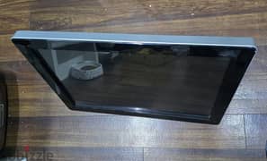 22" wide vga monitor for sale 0