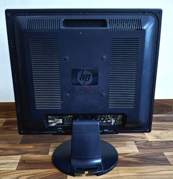 HP 19" Monitor 1