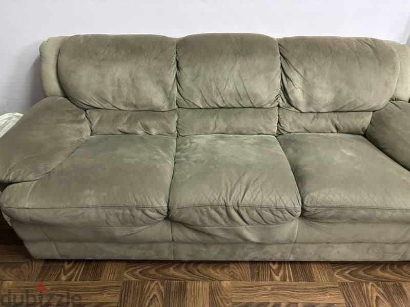 Very comfortable green sofa 4