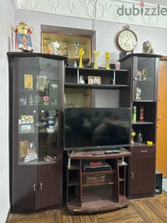 Attractive brown showcase available