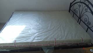 Bed &Mattress for sale. Anybody interested please call  97605876. . 0