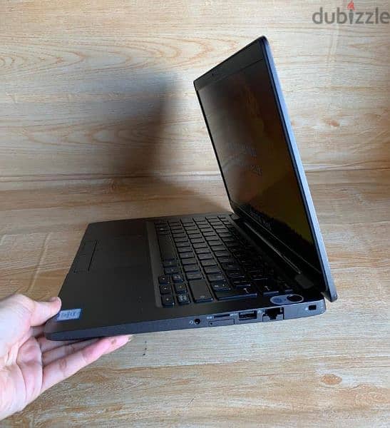 DELL LATITUDE MODEL 5300 (Touch Display) 2