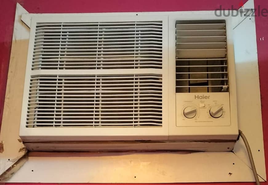 Haier Window Ac 1.5Ton White - 75KD(2yrs used only) now reduce to 65KD 1