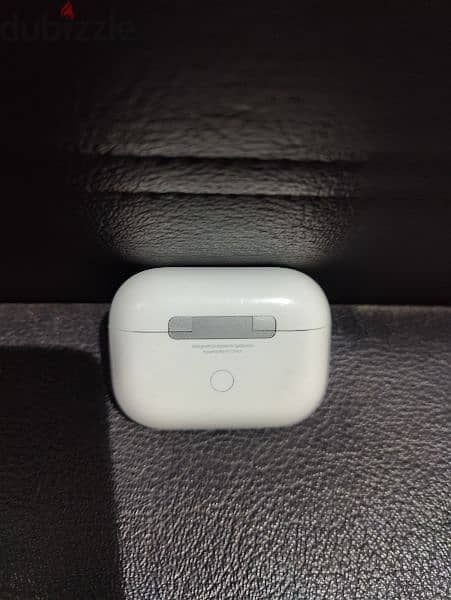 Apple AirPods Pro left side only 1