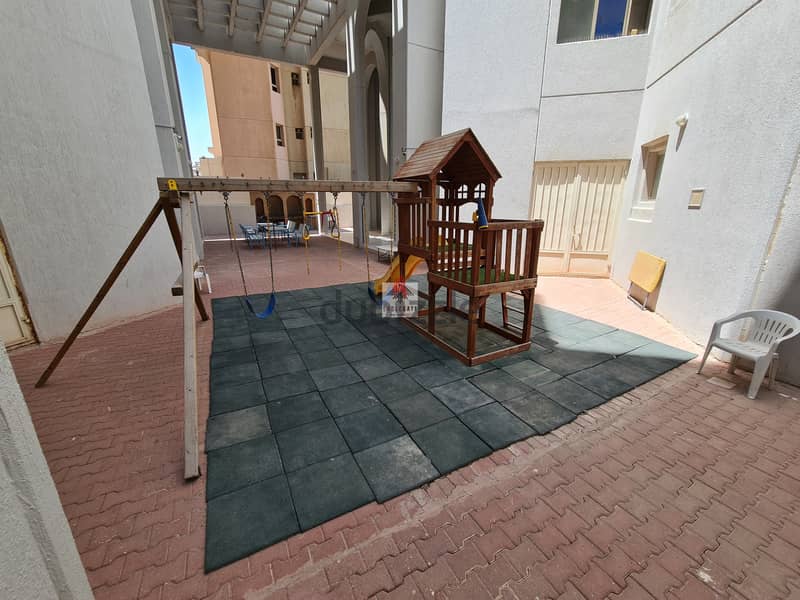A spacious, fully furnished 3 bedroom apartment located in Salmiya 4