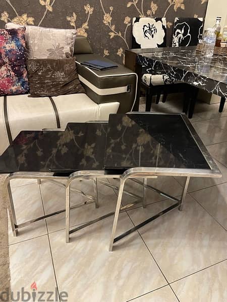 Glass table with 3 Ditachable Coffee tables 2