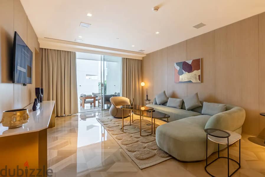 Modern and luxurious 2-bedroom, 2-bathroom apartment 10