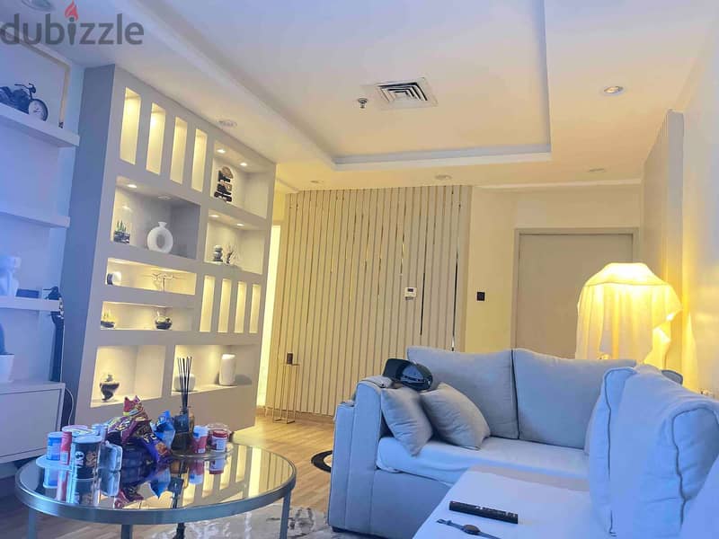 Luxurious and renovated 2-bedroom, 2-bathroom apartment for rent in a 2