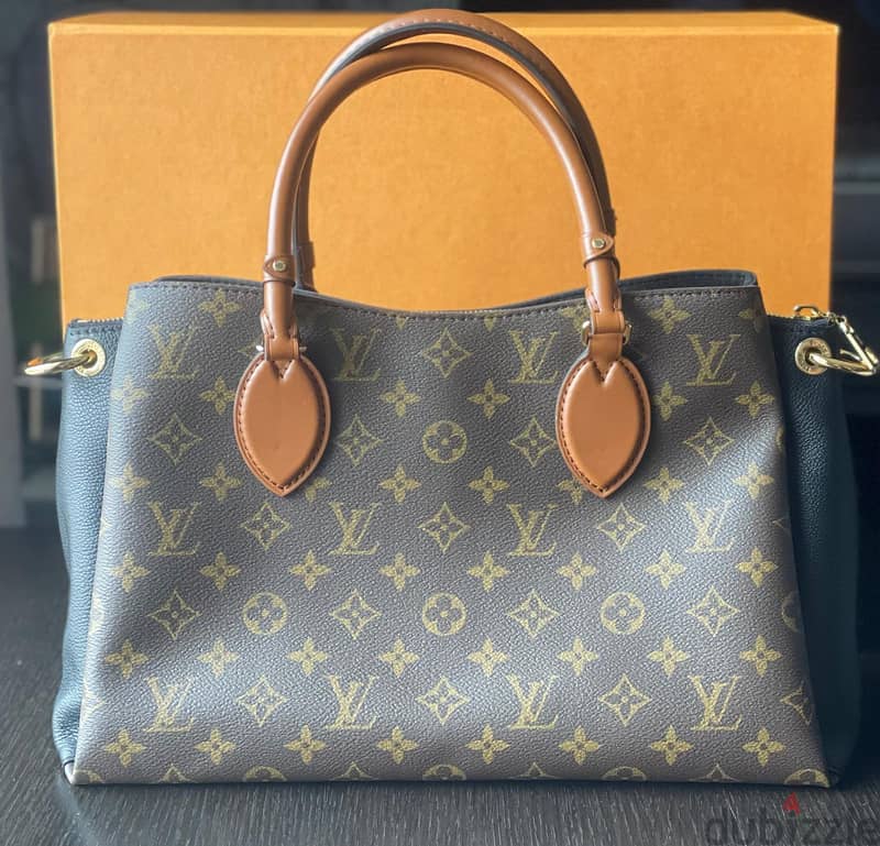 Brand New Unused Louis Vuitton Original Handbag with LV Box 6