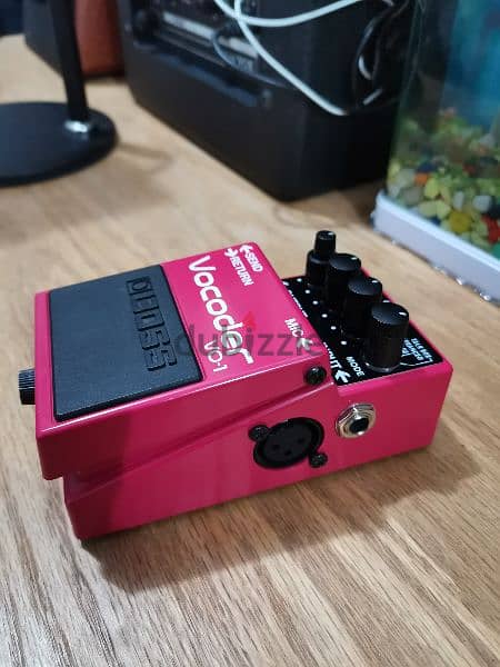 Guitar Effects Pedal- Boss VO1 1