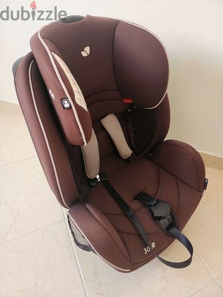Joie 3 stages car seat 1