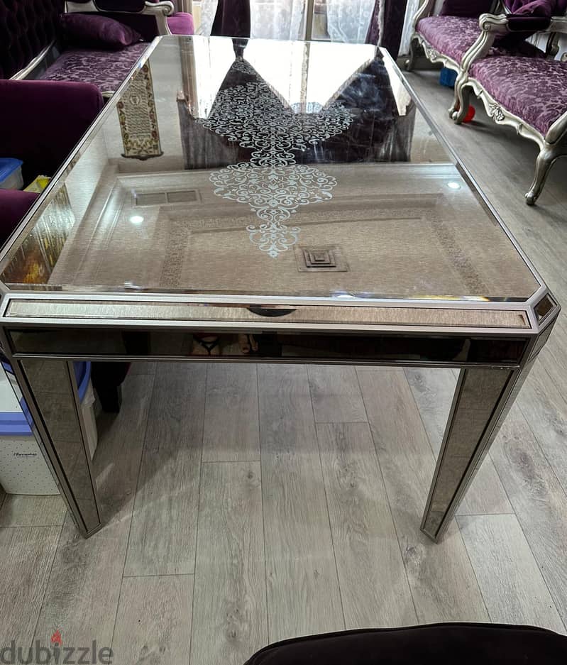Shiny Smooth Surface kids safe Dining Table in Very Good condition- 7 7