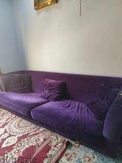 2 identical sofa's