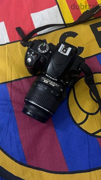 Nikon D3200 with 18-55mm and free accessories. 2