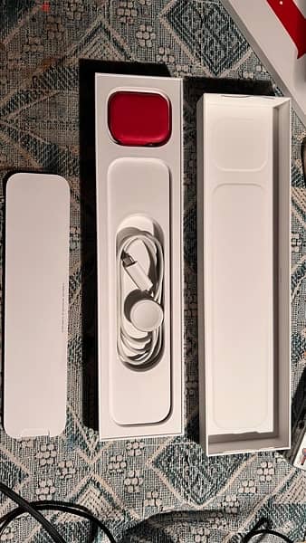 Apple Watch Series 7 45mm in pristine condition 5