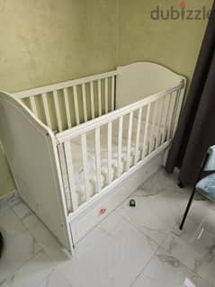 baby crib hard wood 0