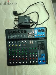 yamaha 12 channel mixer . vocal effect available 0