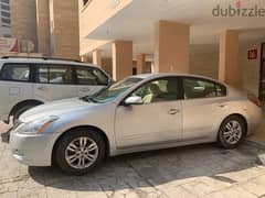 Nissan Altima 2012, in very good condition
