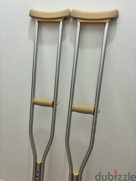 underarm crutches (used 1 month) 2