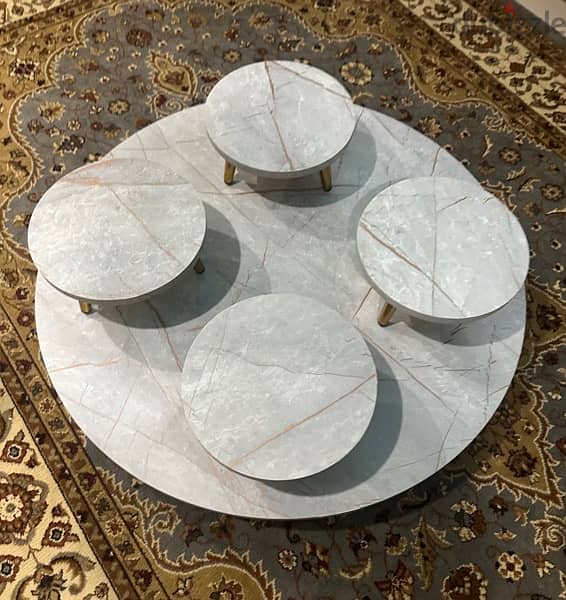 COFFEE TABLE WITH 4 SEATS 3