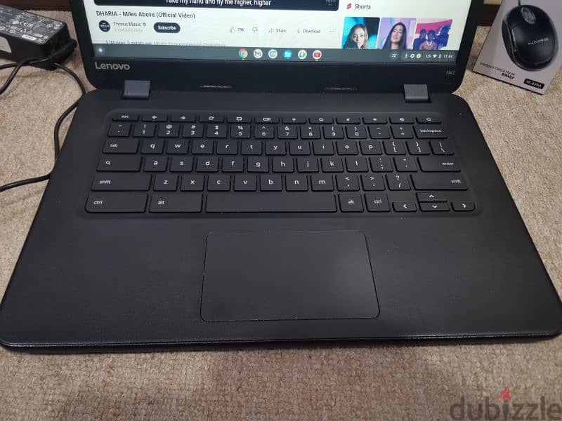 Lenovo Chromebook Laptop 5