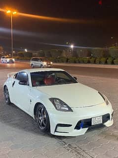 nissan 350z in excellent condition full option full led