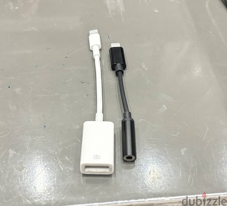 Original Apple Lightning to USB Camera Adapter + Lightning to 3.5mm A 1