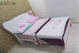 Bed 205 cm x 130 cm and Matress